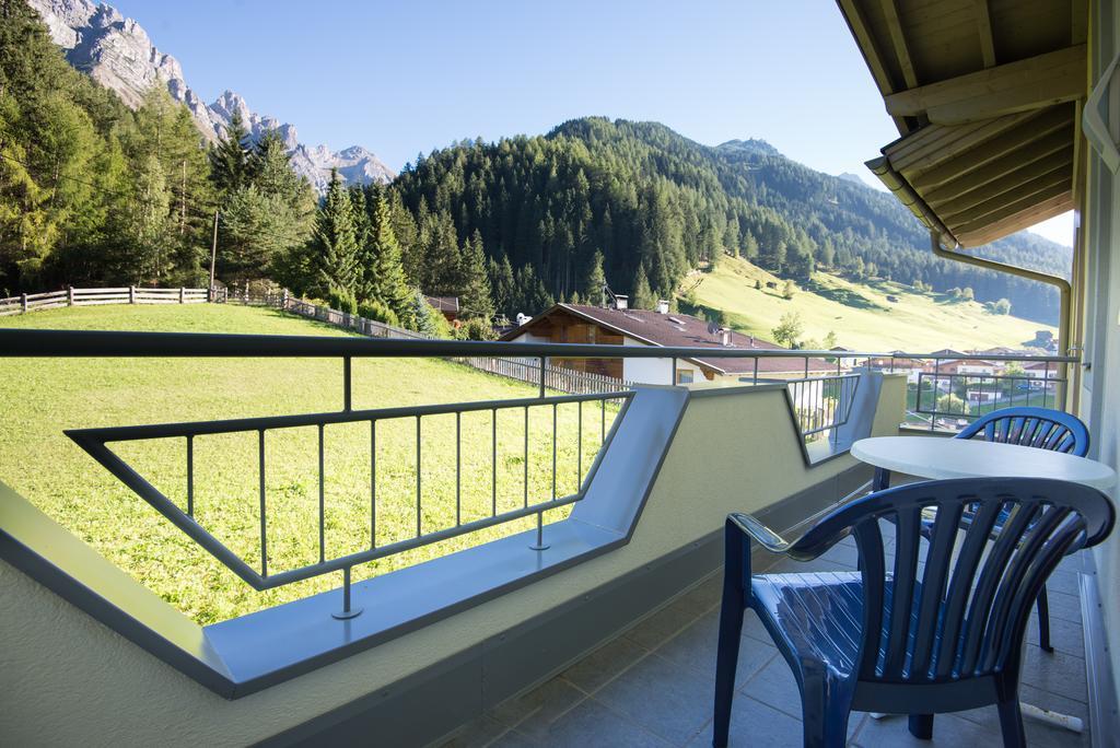 Appartementhaus Pinnisblick Neustift im Stubaital Exteriör bild